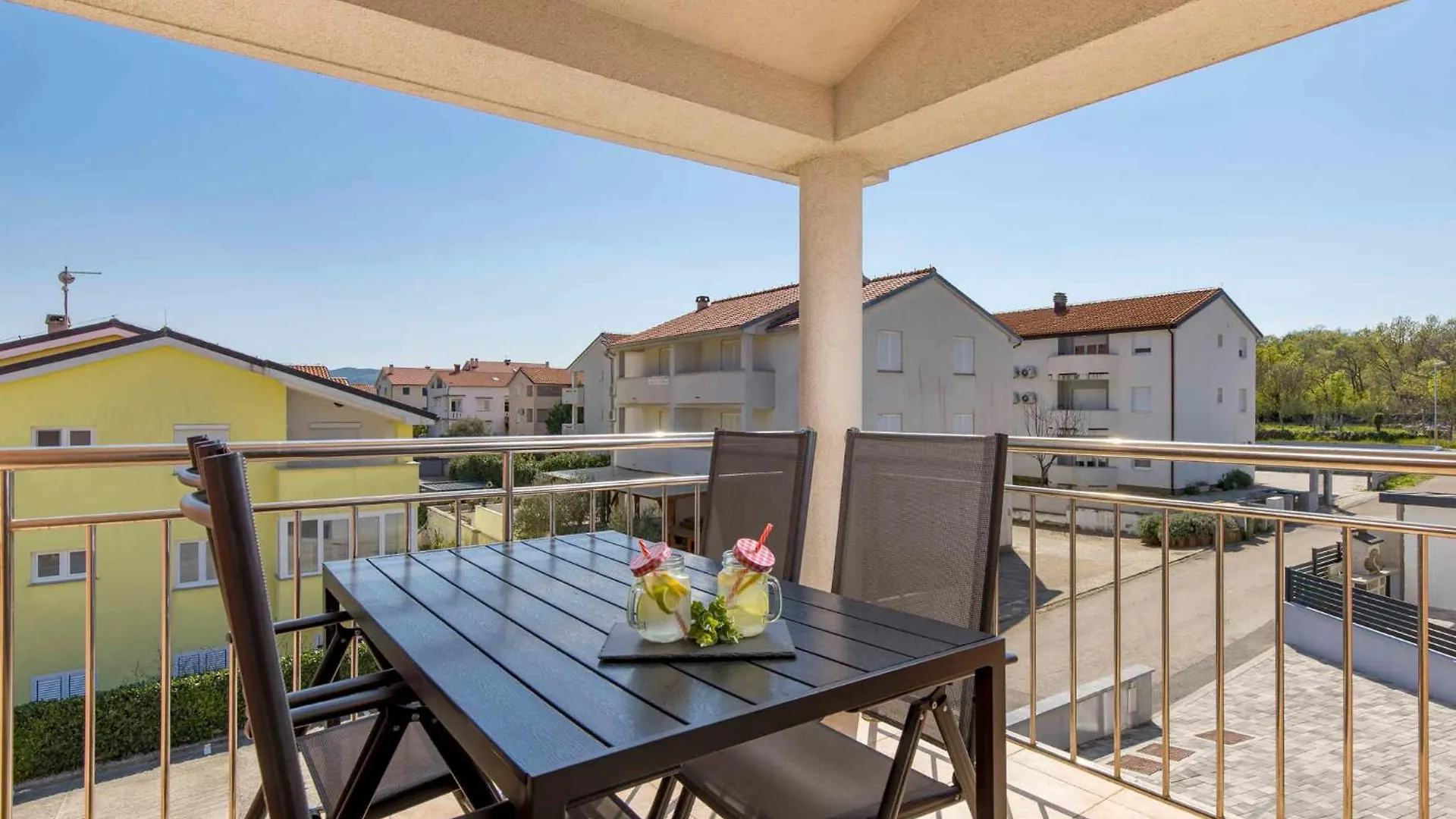 Apartment In Cizici - Insel Krk 54160